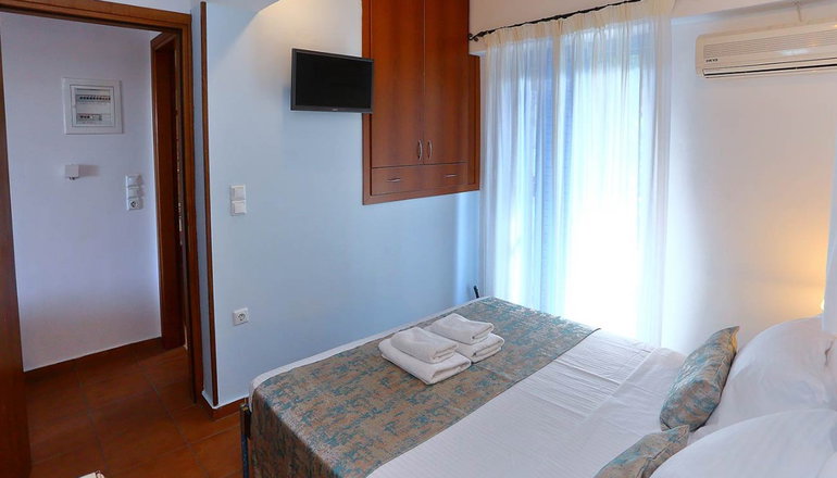 Vathi Hotel - Γύθειο