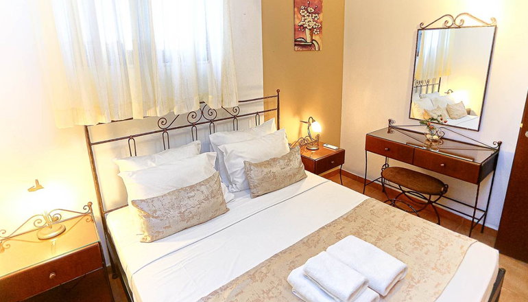 Vathi Hotel - Γύθειο