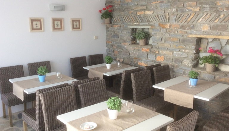 Evi Evan Hotel