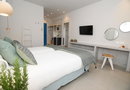 4* Vigla Hotel