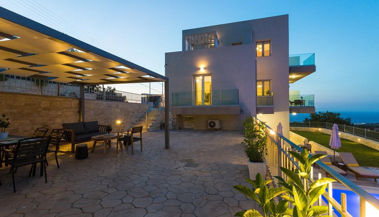 Vigla Suites