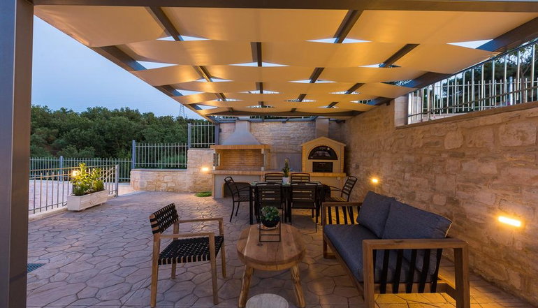 Vigla Suites