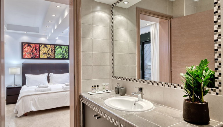 Villa Solaris by Bill & John Apartments Athens