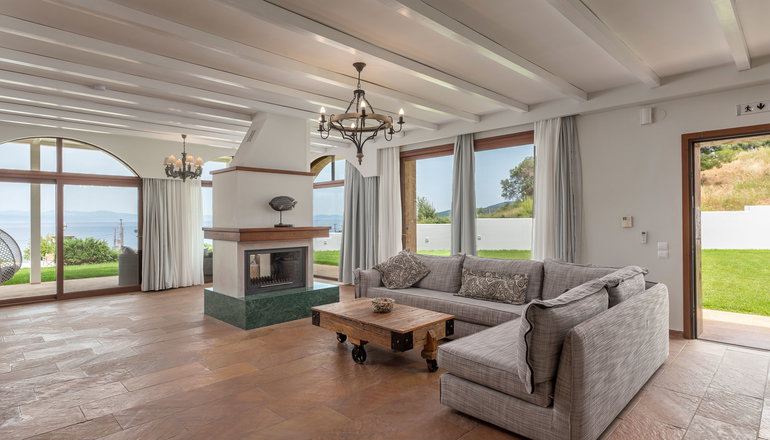 Villa D'Oro Luxury Villas & Suites