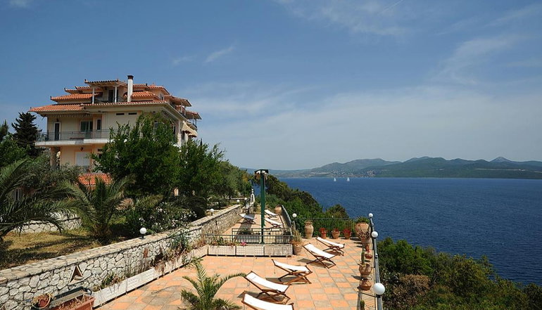 Villa Magemenou Nikiana