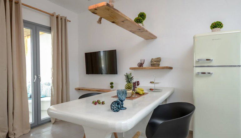 White Cocoon Exclusive Villas - Ύρια, Νάξος