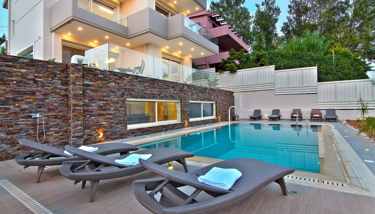 Villa Nelmar by Bill & John Villas