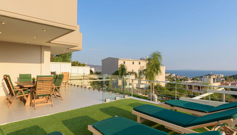 Villa Nelmar by Bill & John Villas