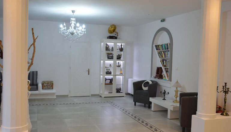 Villa Olympia Santorini