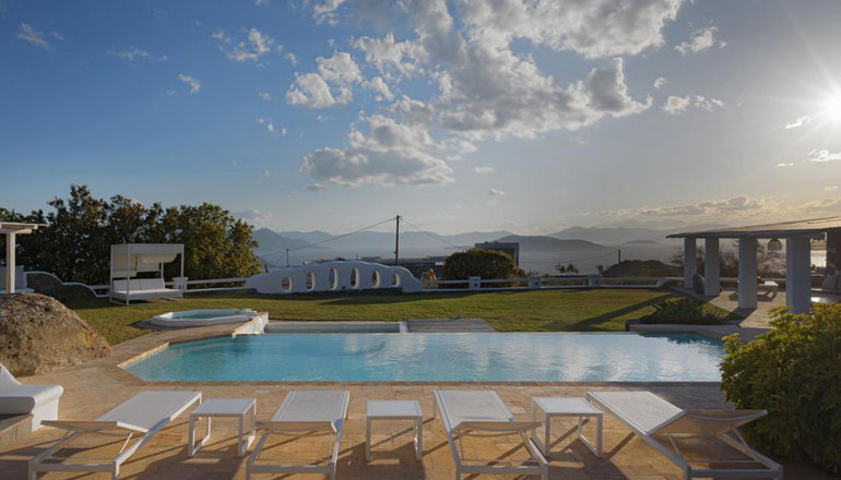 Villa Tzikides