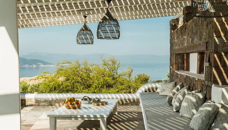 Villa Tzikides