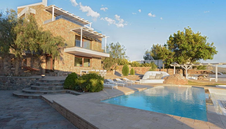 Villa Tzikides