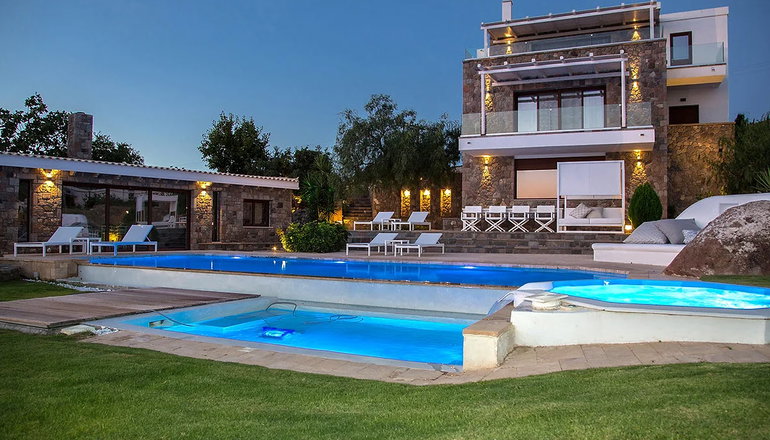 Villa Tzikides
