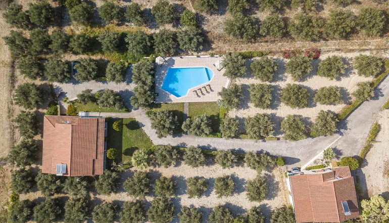 Michalis Apartment by Rentado Vacation