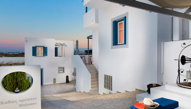 Vira Vivere Houses