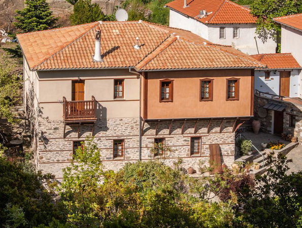 Viraggas Mansion