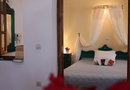 Vrachia Studios Santorini