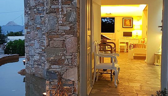 Vrahos Boutique Hotel - Καραβοστάσι, Φολέγανδρος