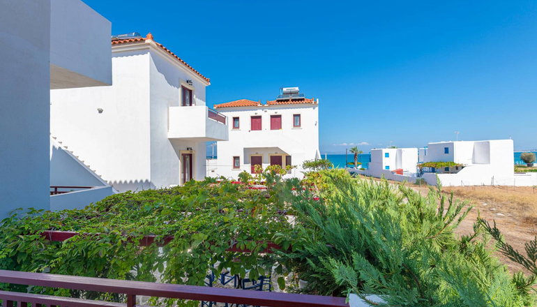 Laza Beach Inn - Σκάλα, Αγκίστρι