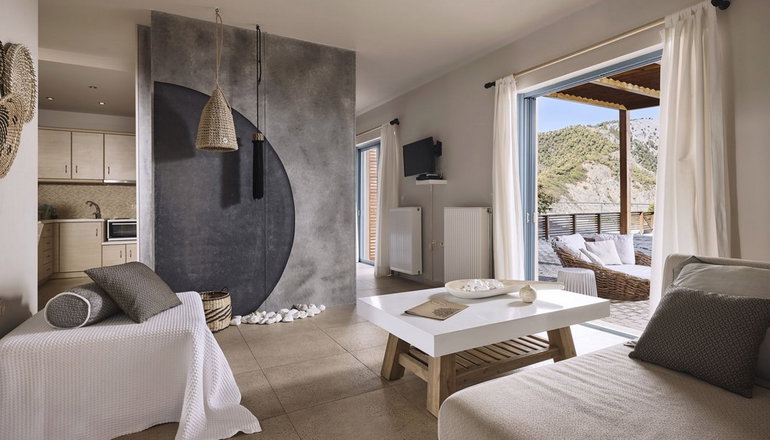 Xenia Residences & Suites