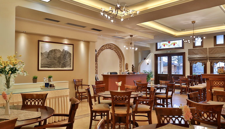 Xenios Dias Hotel