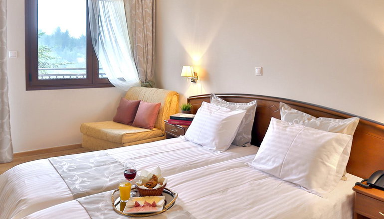Xenios Dias Hotel
