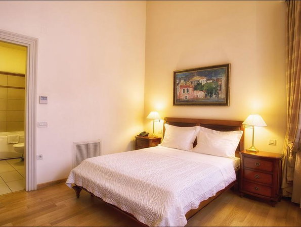 Xenon Inn Hotel