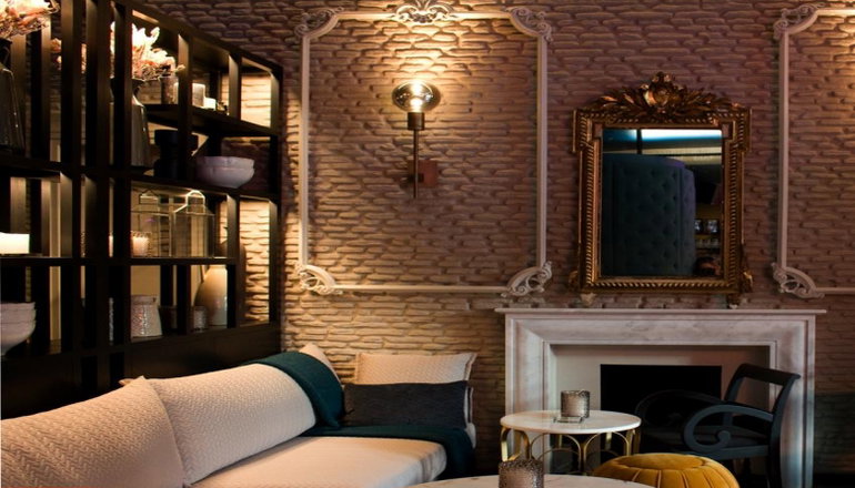 Xenon Inn Hotel