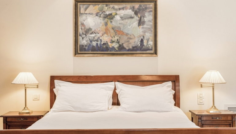 Xenon Inn Hotel