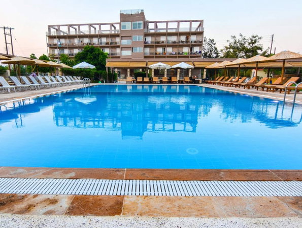 Aqua Mare Resort