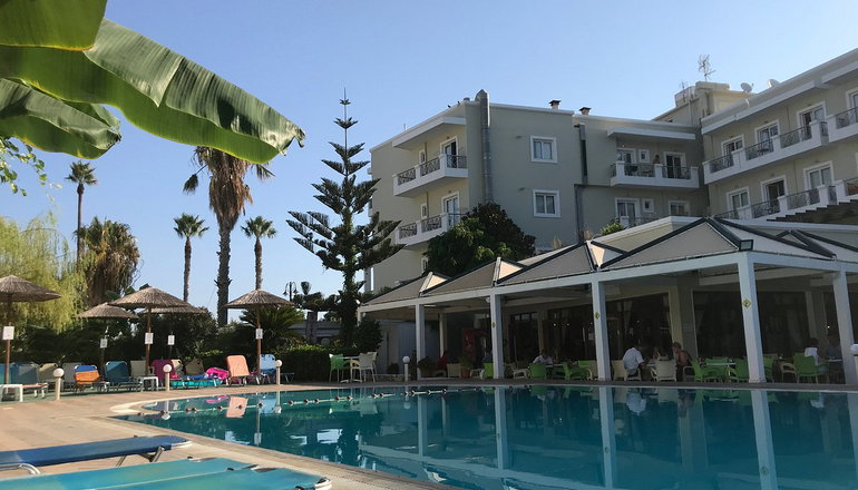 Yiorgos Hotel