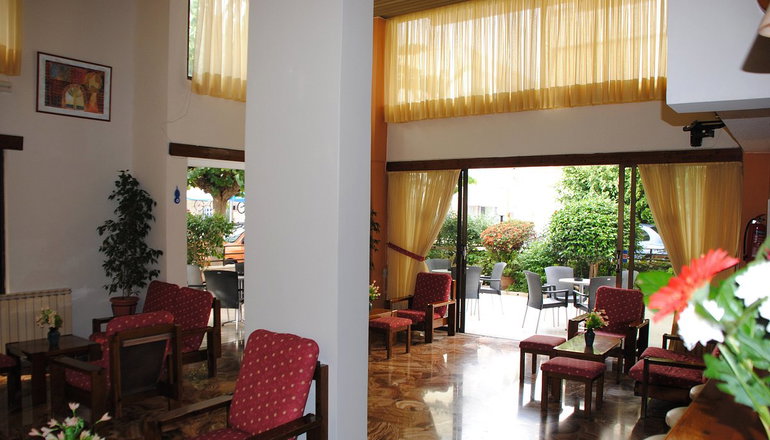 Yiorgos Hotel