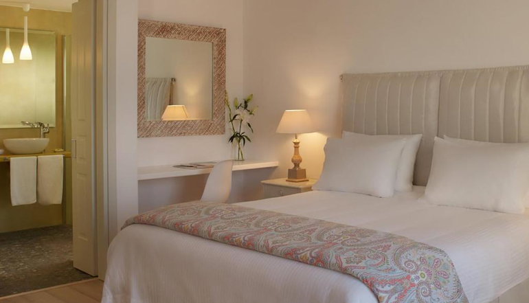 5* Yria Island Boutique Hotel & Spa