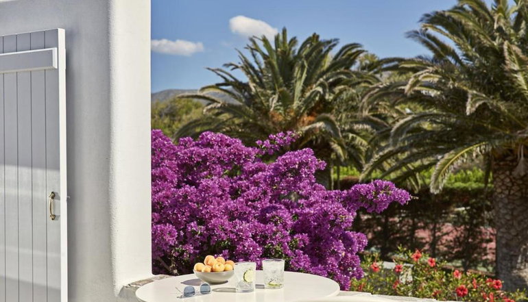 5* Yria Island Boutique Hotel & Spa