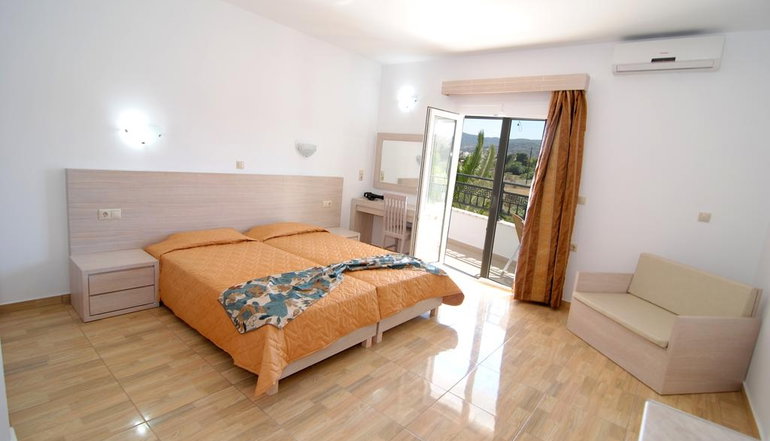 Zeus Hotel