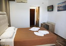 Zeus Hotel