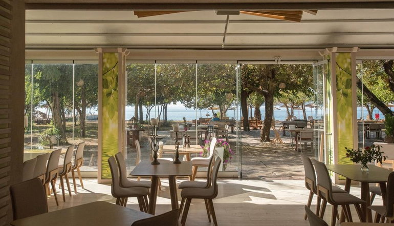 Zoe Seaside Resort