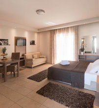 Zoe Seaside Resort